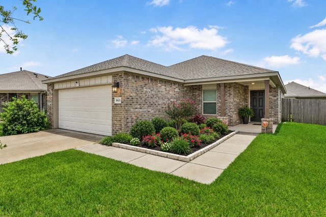 8611 Conquest Cir — Marlow Lake Sec 3