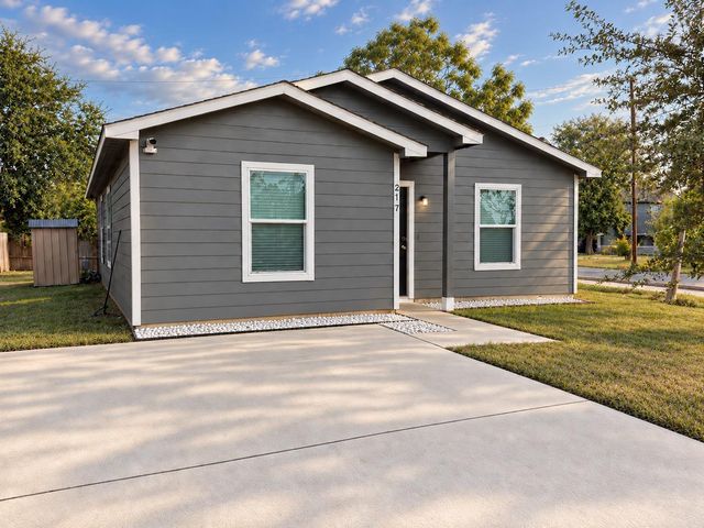 217 Gans St — Clinton Park Add