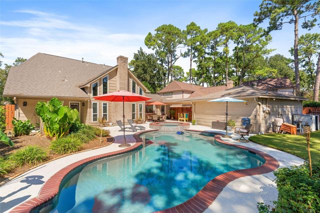 3207 Candleknoll Dr — Candlelight Hills Sec 02