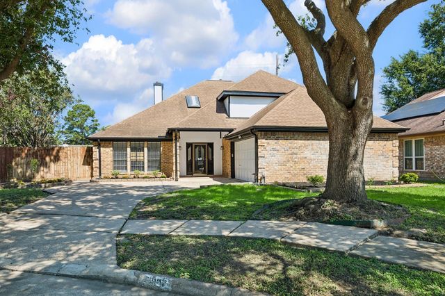 19922 Hoppers Creek Dr — Westfield