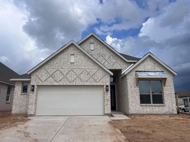 2427 Garden Arbor — Wood Leaf Reserve