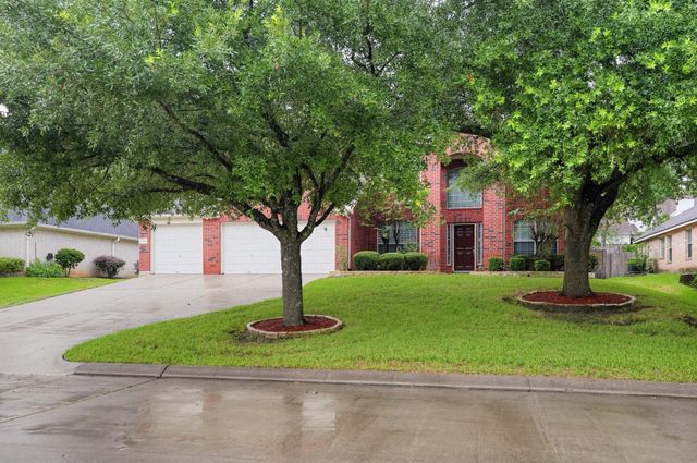 1730 Summergate Dr — Summergate 01