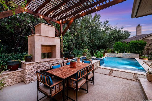 10622 Larch Grove Ct — TRIANA