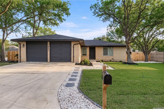 1431 CAMELLIA LN — GREEN MEADOWS-COMAL