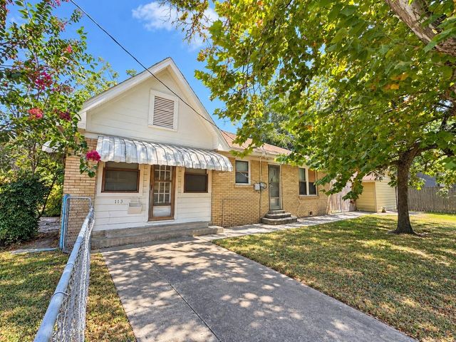 113 W Lobit St — Martin