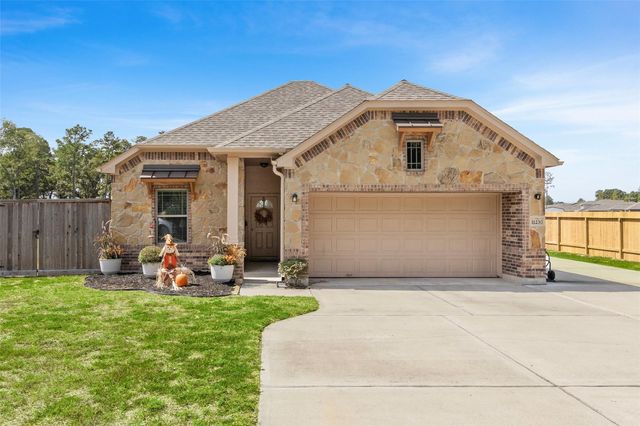 11230 Bulldog Ln — Pine Rock Estates