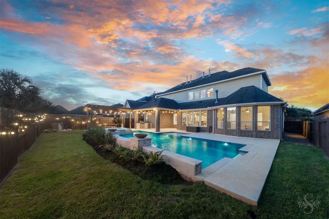 6118 Fayette Springs Ln — Cross Creek Ranch