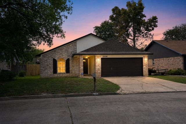 1114 Memorial Glen Dr — Memorial Glen Sec 01 R/P & Ext