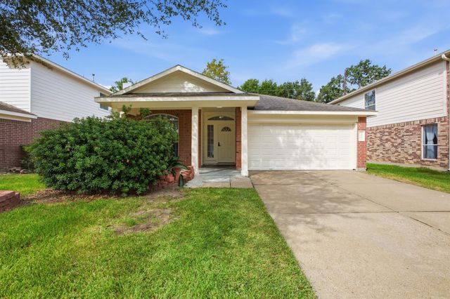 3227 Amber Meadow Dr — Westfield