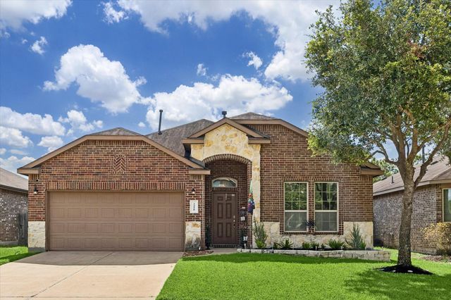 3418 Daniel Falls Ln — Waterstone