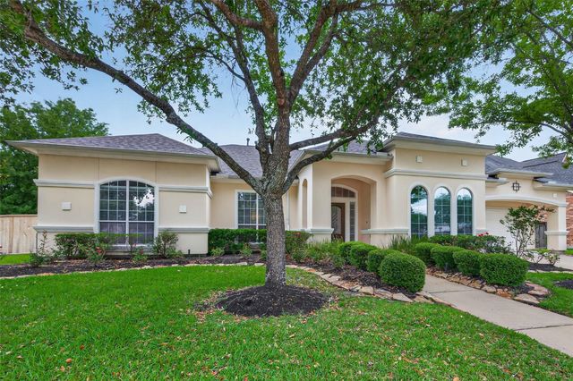 18622 Yorkshire Manor Ct — Lakes At Gleannloch Farms