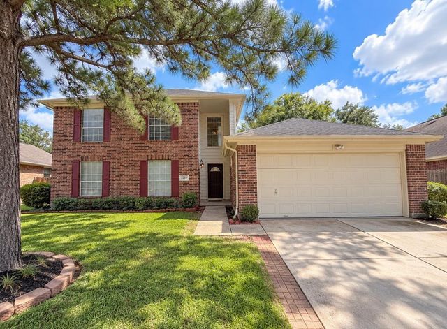 22511 Vista Valley Dr — Creekstone