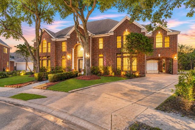 16 Fosters Ct — Fosters Green