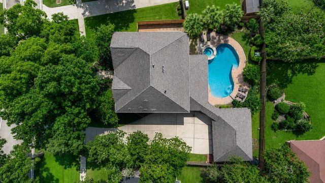 9614 Pennington Ln — Sienna