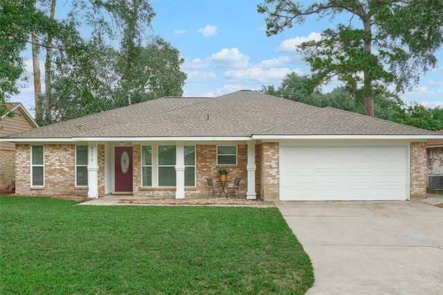 2115 Wickburn Dr — Imperial Oaks 01