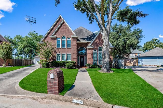 8030 Downington Ct — Memorial Northwest Estates 01