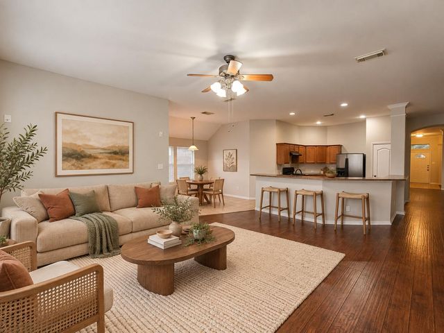 7211 Agave Dr — Seven Meadows Sec 11