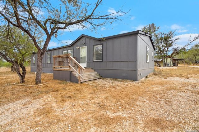 2398 County Road 306 — SUTHERLAND HILLS ESTATES