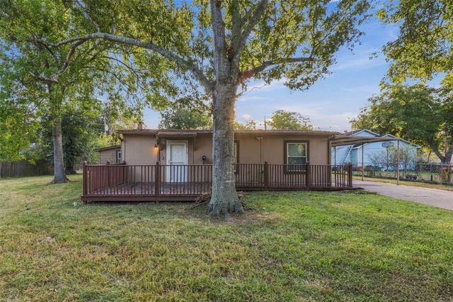 1715 Brazos St — Lucille K Dyer