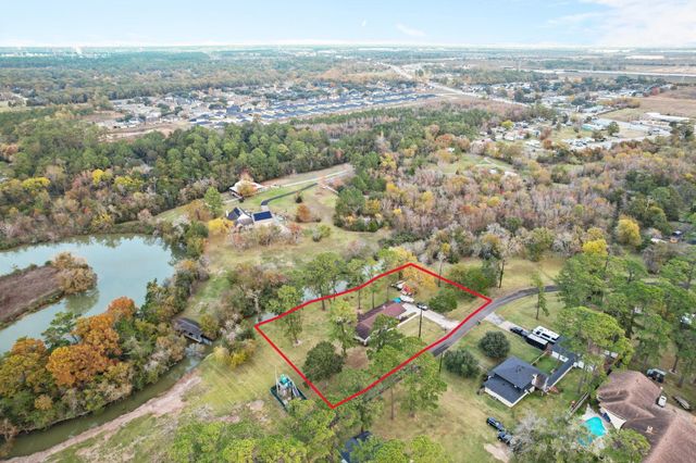 203 N Bayou Bend — Bayou Bend