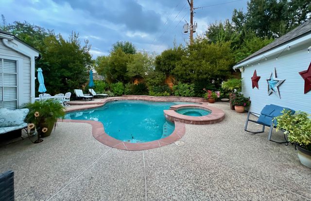 15214 Evergreen Knoll Ln — Fairfield Garden Grove