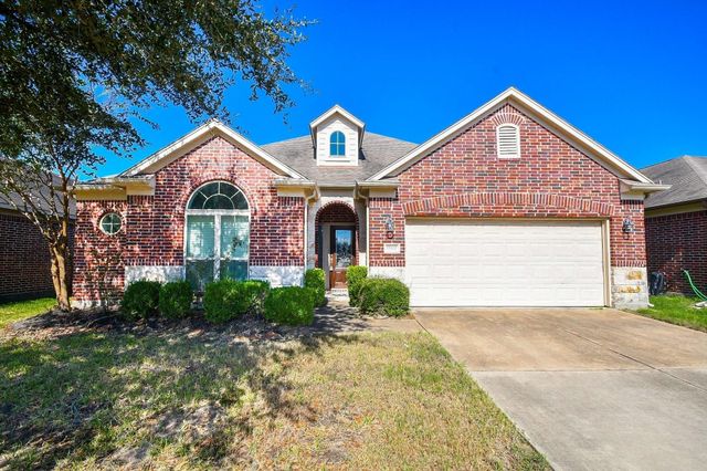 15107 Jenista Ln — Villages/Cypress Lakes Sec 27