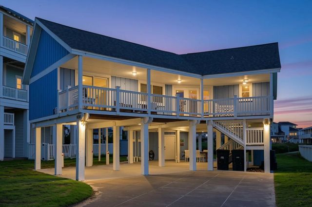 4230 Pirates Dr — Pirates Beach 2