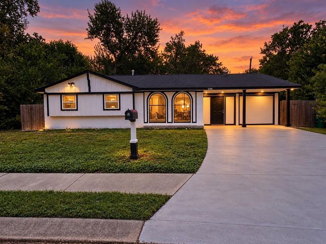 11306 Sandhurst Dr — Crestmont Park Sec 02