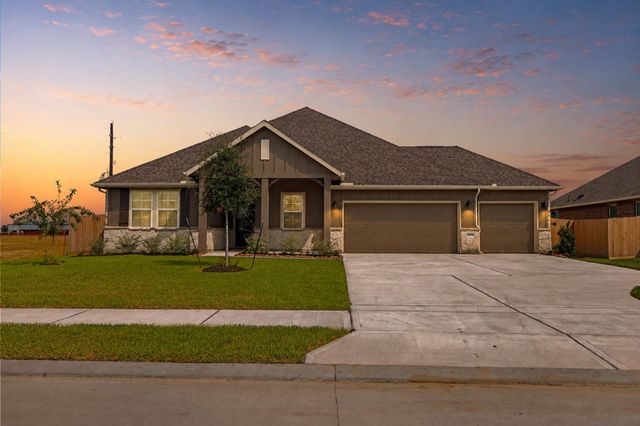 12406 Old Fashion Cir — Grand Oaks Sub