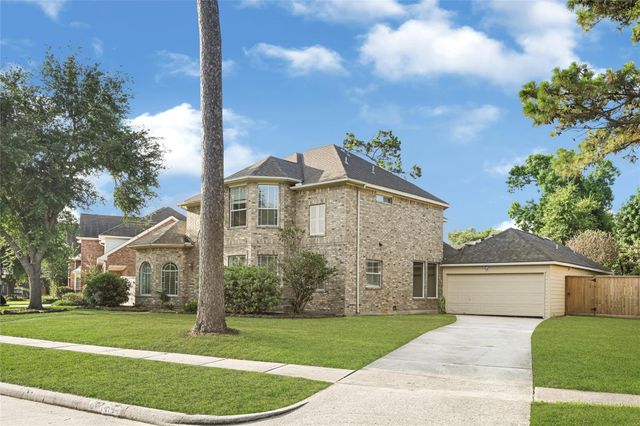 14714 Placid Pt — Fall Creek Sec 02