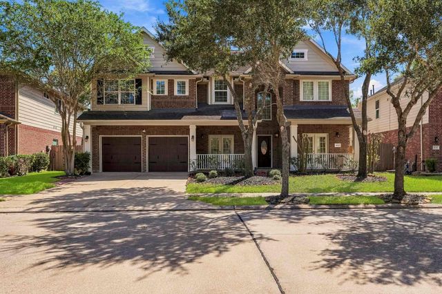 3023 London Ln — Sienna