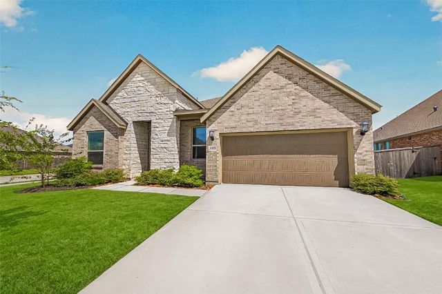 2327 Lily Cove Ct — Walnut Creek at Stonecreek