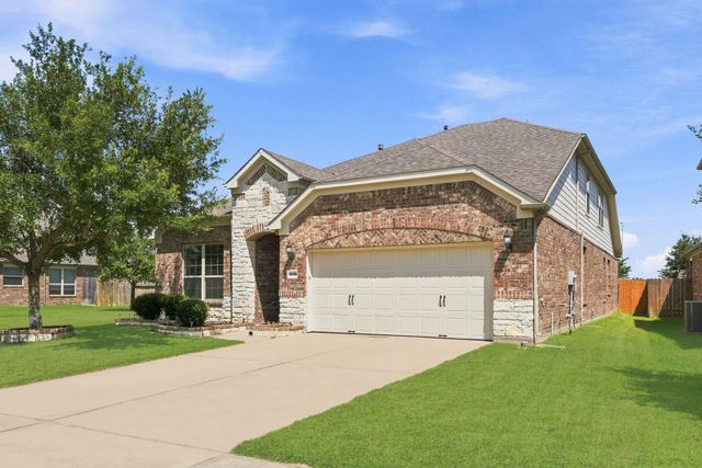 25322 Alverstone Dr — King Lakes Sec 11