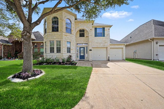 14135 Grovemist Ln — Richmond Trace Patio Homes