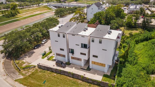 2239 N Macgregor Way — Crescent Island Pt Rep 2