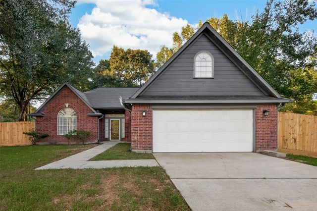 7318 Ramblewood Dr — Westwood 01