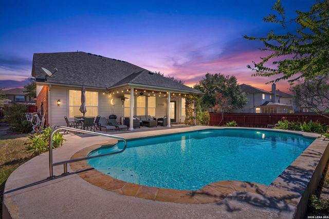 156 Crimson Tree — FALCON RIDGE