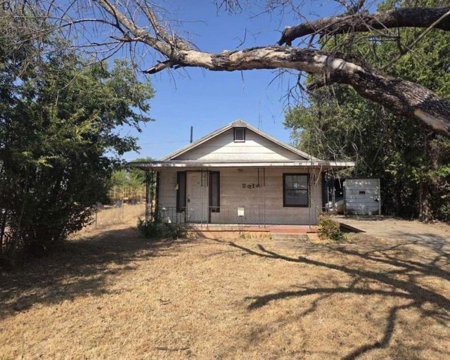 2914 California St — Vista Heights