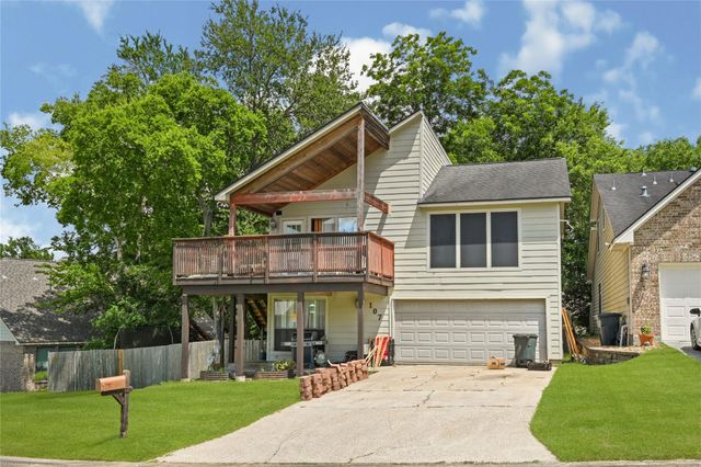 107 Harbour Town Ln — April Sound 07