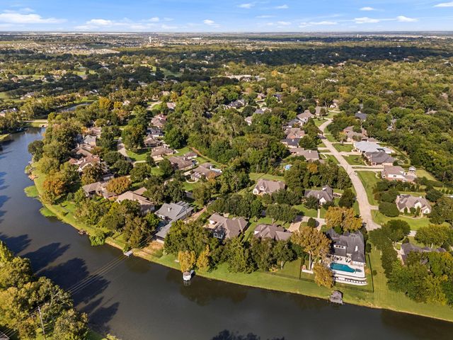 4719 Oxbow Cir W — Weston Lakes