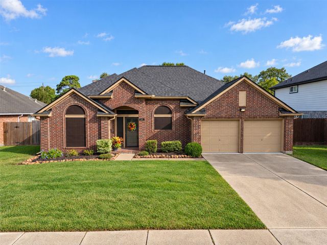 905 Wisdom Dr — Bayou Bend