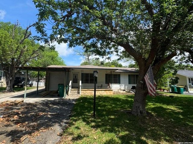 514 E BANDERA RD — BOERNE