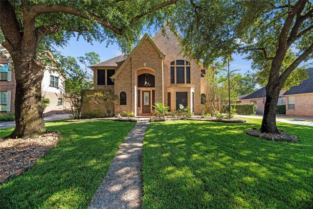 5823 Ashmere Ln — Terranova West