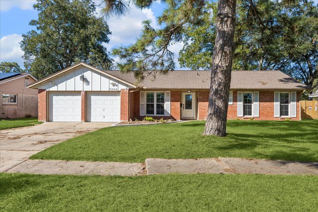 7824 Yucca Dr — Lynhurst 1