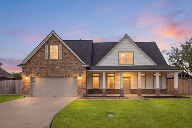 13911 Martinique Ln — Lakes Champions Estate