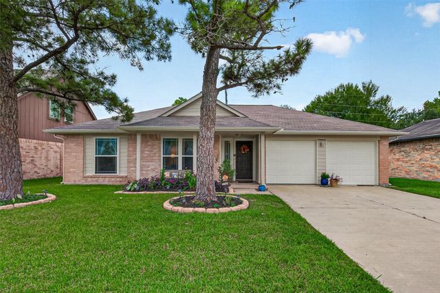 2123 Collingsfield Dr — Barrington Place Sec 2