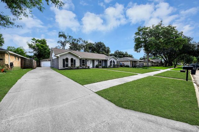 22130 Merrymount Dr — West Memorial Sec 01 R/P