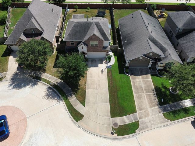 9714 Stratton Ridge Dr — Creekside Ranch