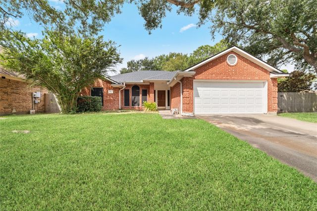 1535 Freeman Ave — Heritage Meadows