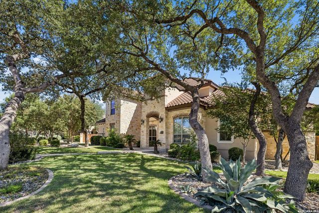 210 Persimmon Pond — WILLOW WOOD @ SHAVANO PARK